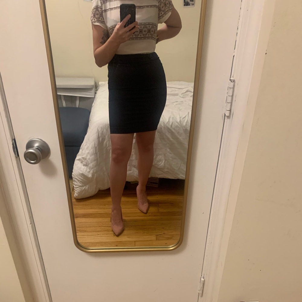 Navy pencil skirt